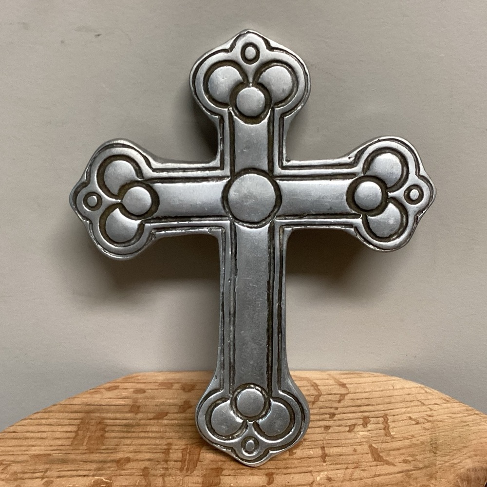 ⚫️ Vintage - Solid Pewter Crafted Metal Cross by A La Carte dated 1998 - Unique